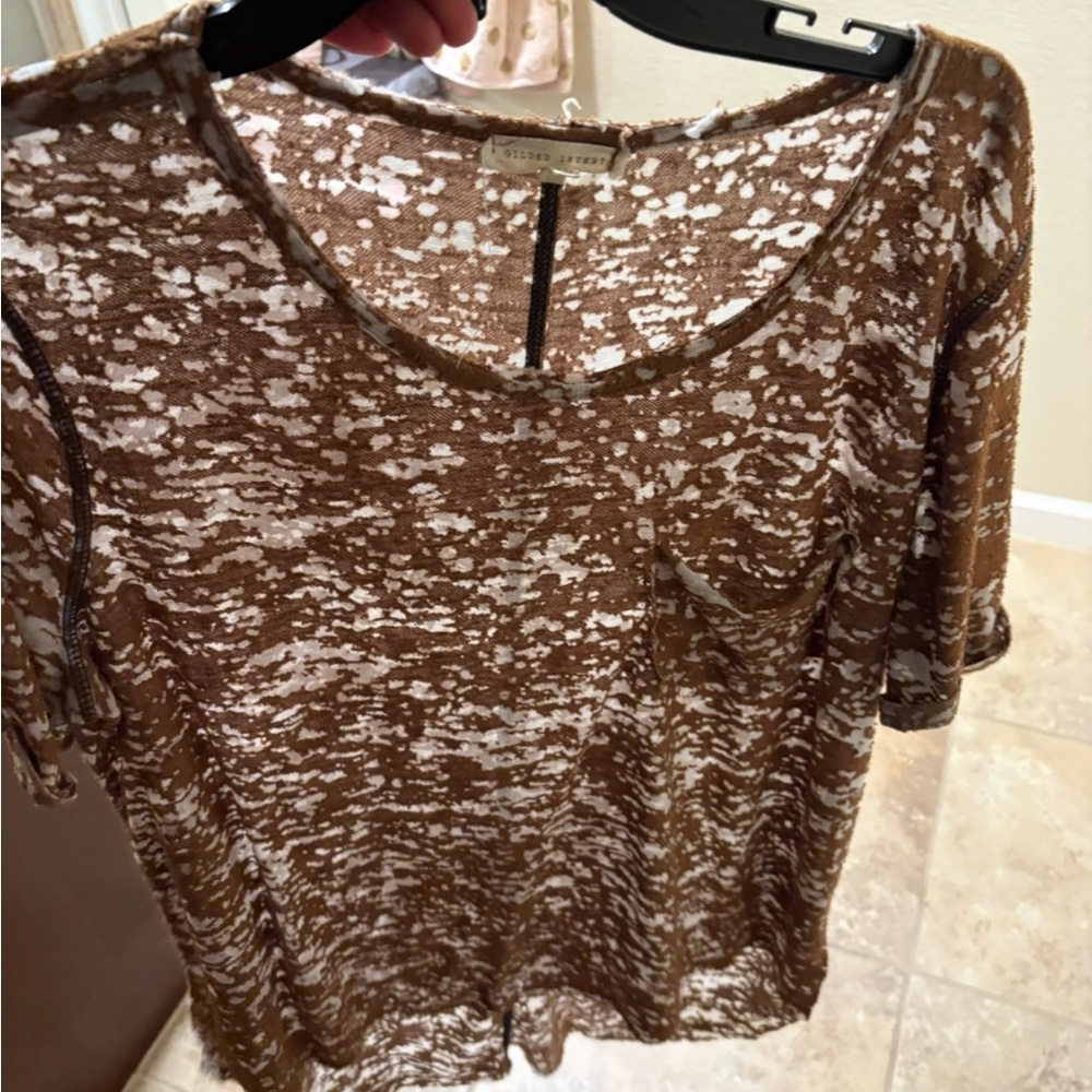 Gilded Intent Brown and White Short Sleeve Tee
